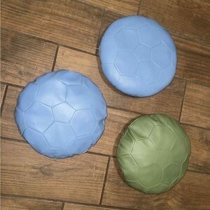 3 Lakeshore calming colors soft seats